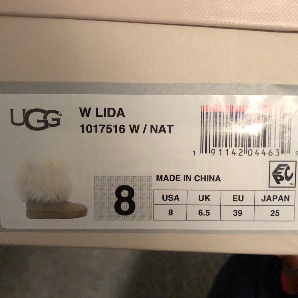 Tan LIDA Uggs sz 8